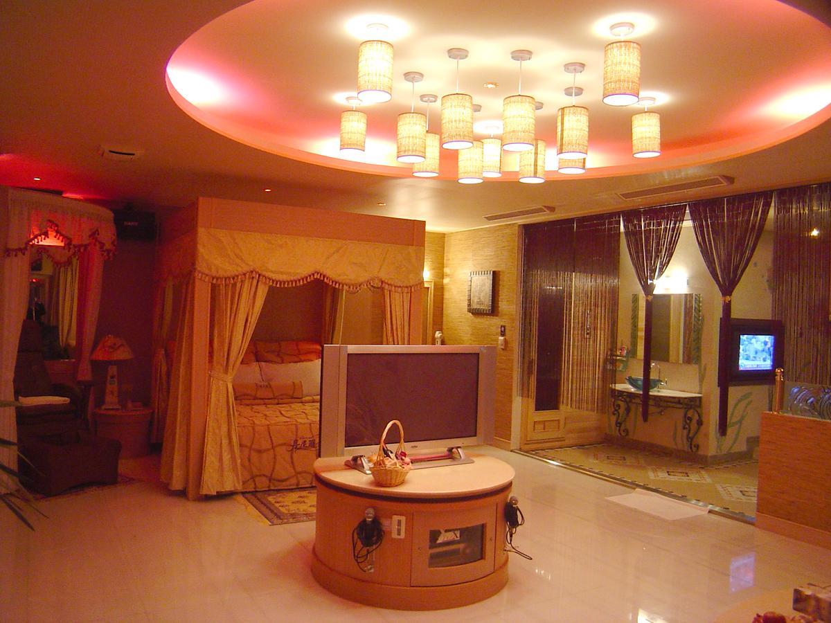 Pingzhen Daniel Spa Motel المظهر الخارجي الصورة